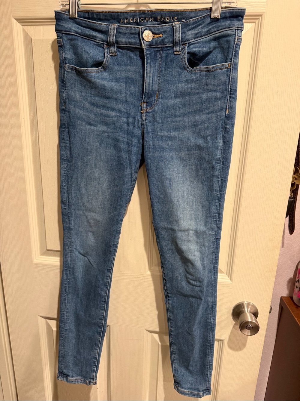 American Eagle Outfitters Light Blue Skinny Jeans